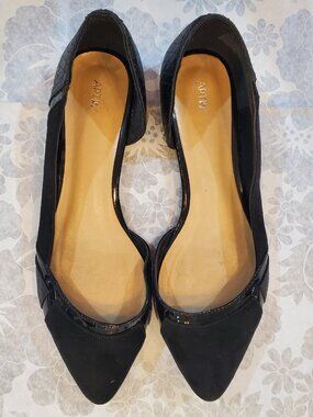 Apt. 9 Swiss Black Faux-suede/Leather, Slip On Pointy Toe Flats. Women's 7.5M